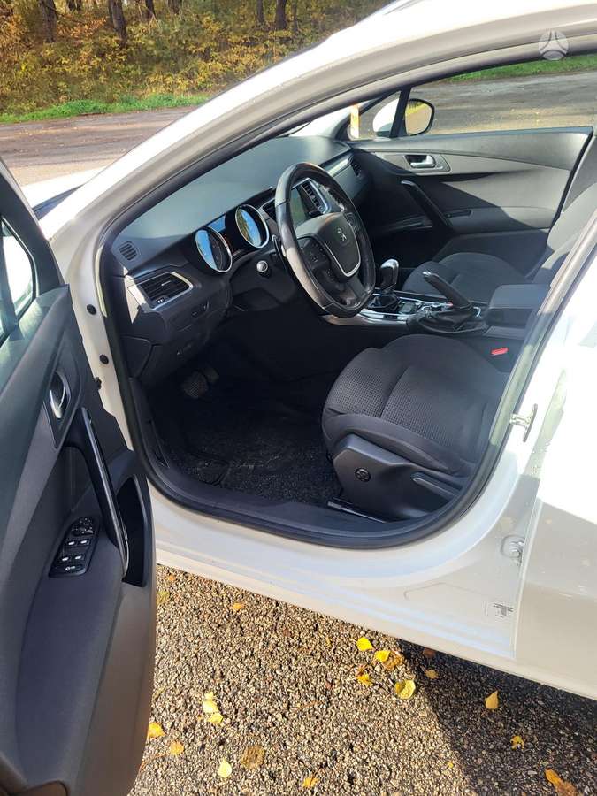 Peugeot 508 2013 — photo 19