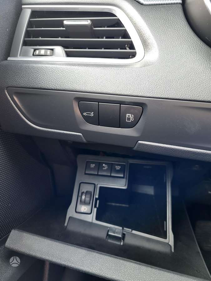 Peugeot 508 2013 — photo 20