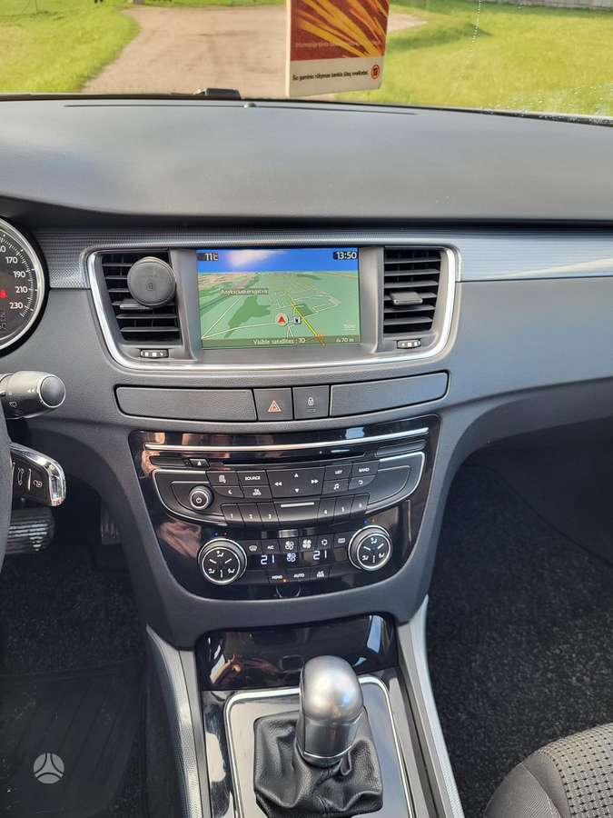 Peugeot 508 2013 — photo 26