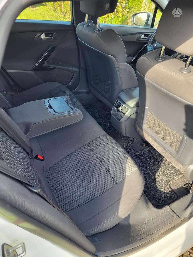 Peugeot 508 2013 — photo 32