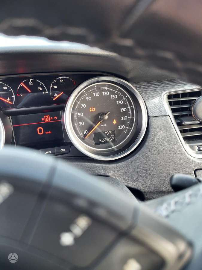 Peugeot 508 2013 — photo 33