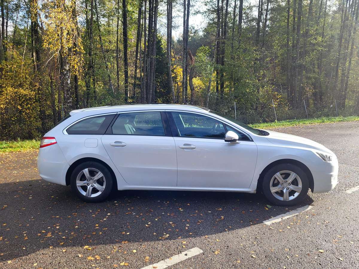 Peugeot 508 2013 — photo 9