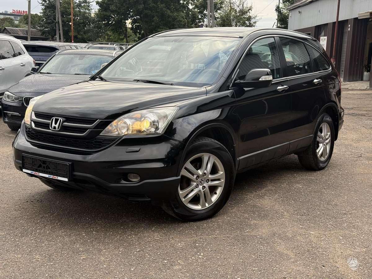 Honda CR-V 2011 — rear view