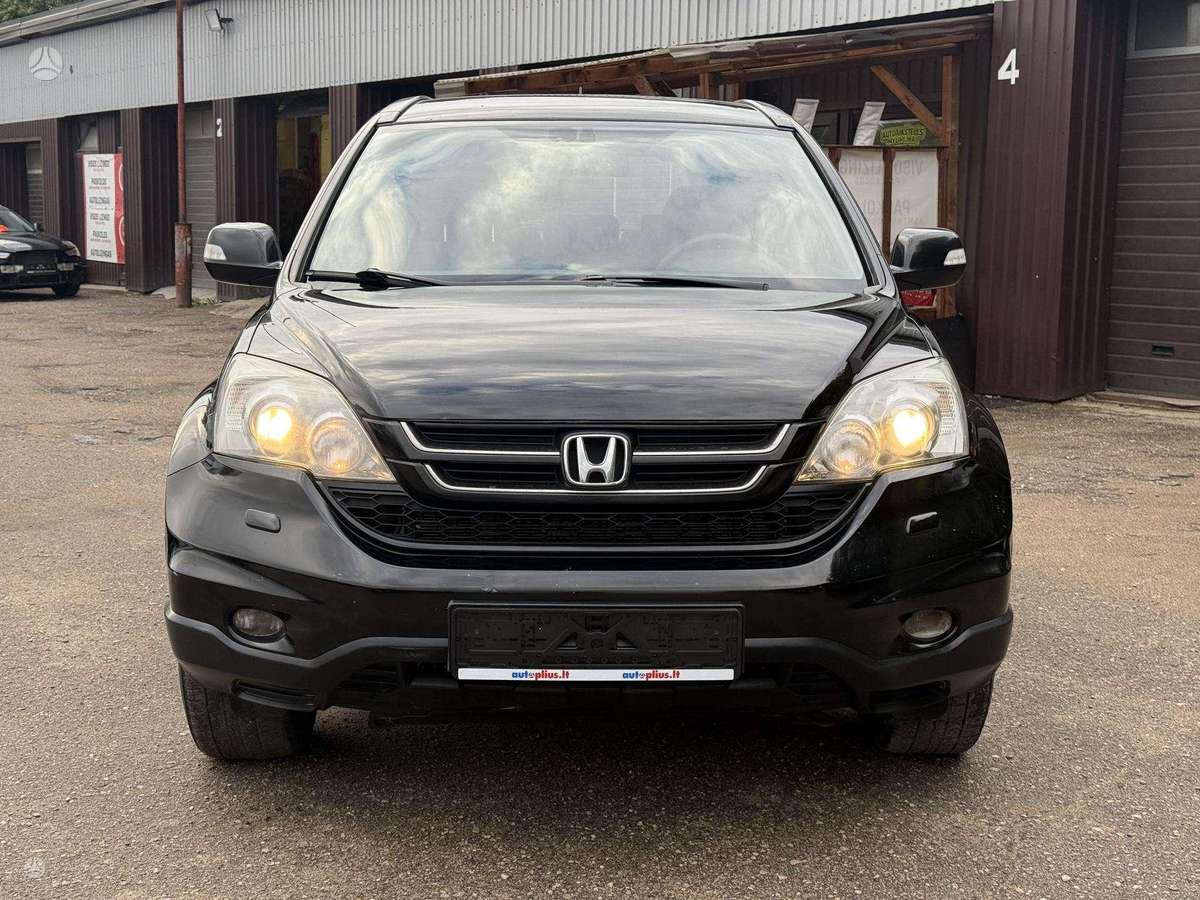 Honda CR-V 2011 — interior