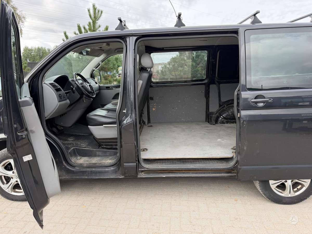 Volkswagen Transporter 2008 — photo 10