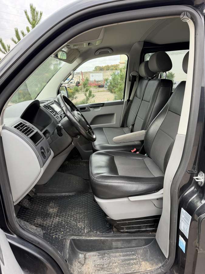 Volkswagen Transporter 2008 — photo 12