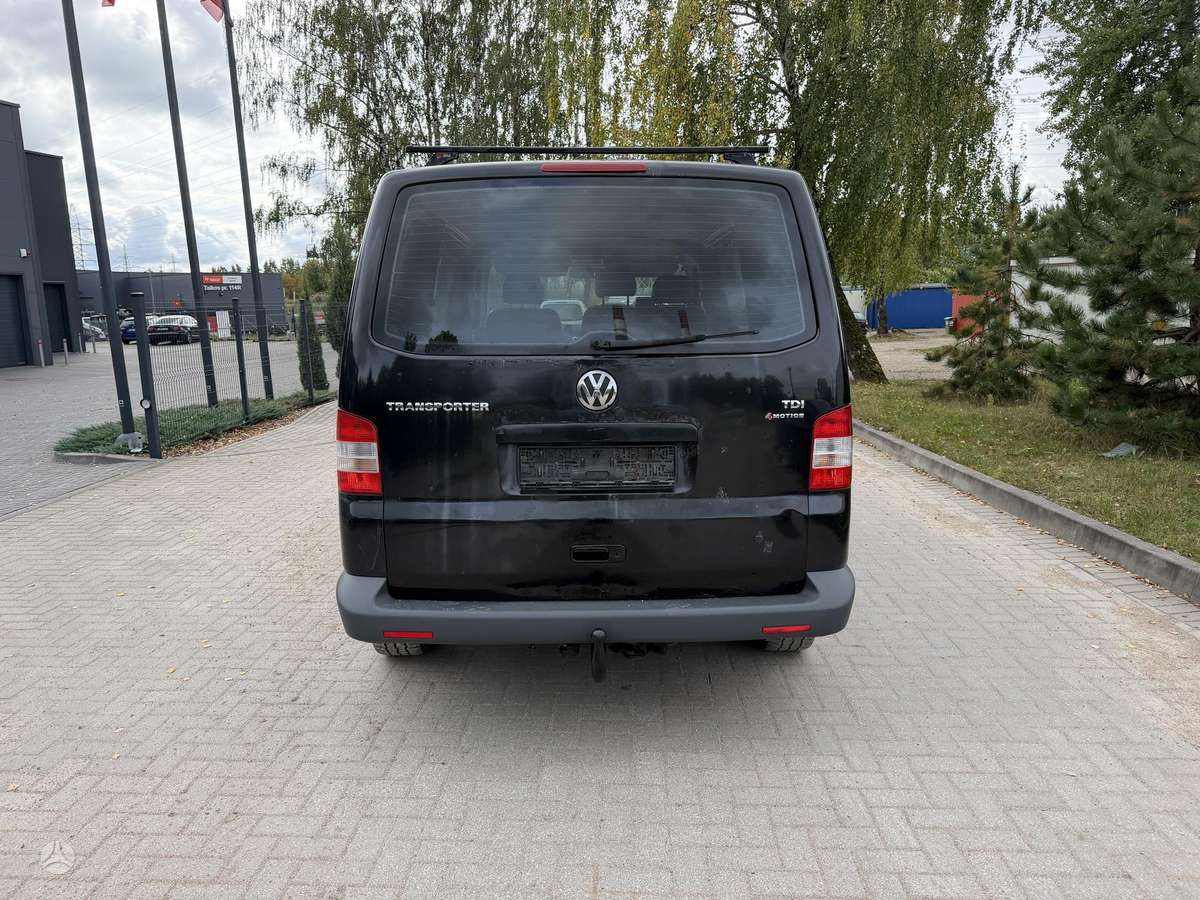 Volkswagen Transporter 2008 — photo 9