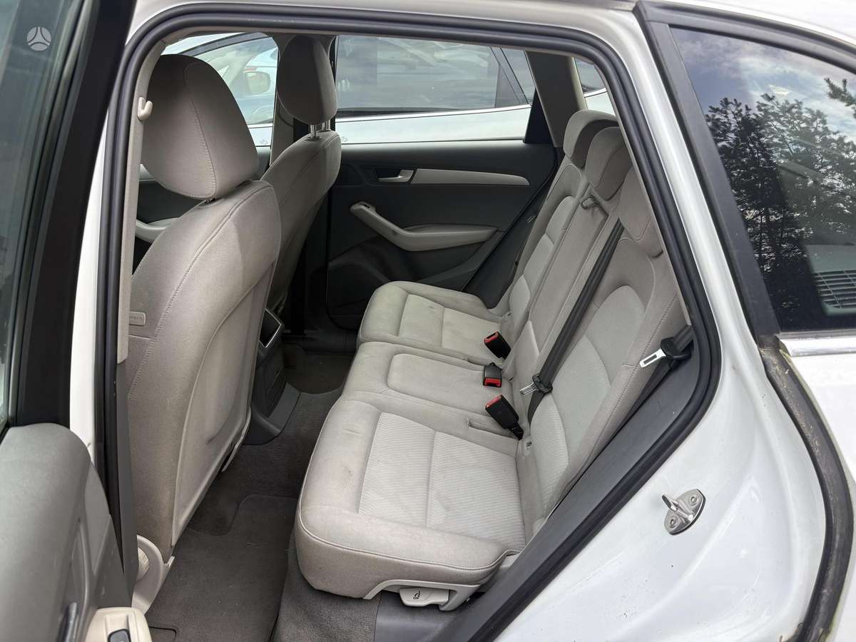 Audi Q5 2011 — photo 10