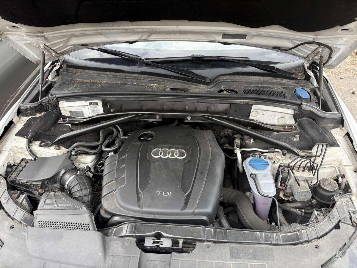 Audi Q5 2011 — photo 12