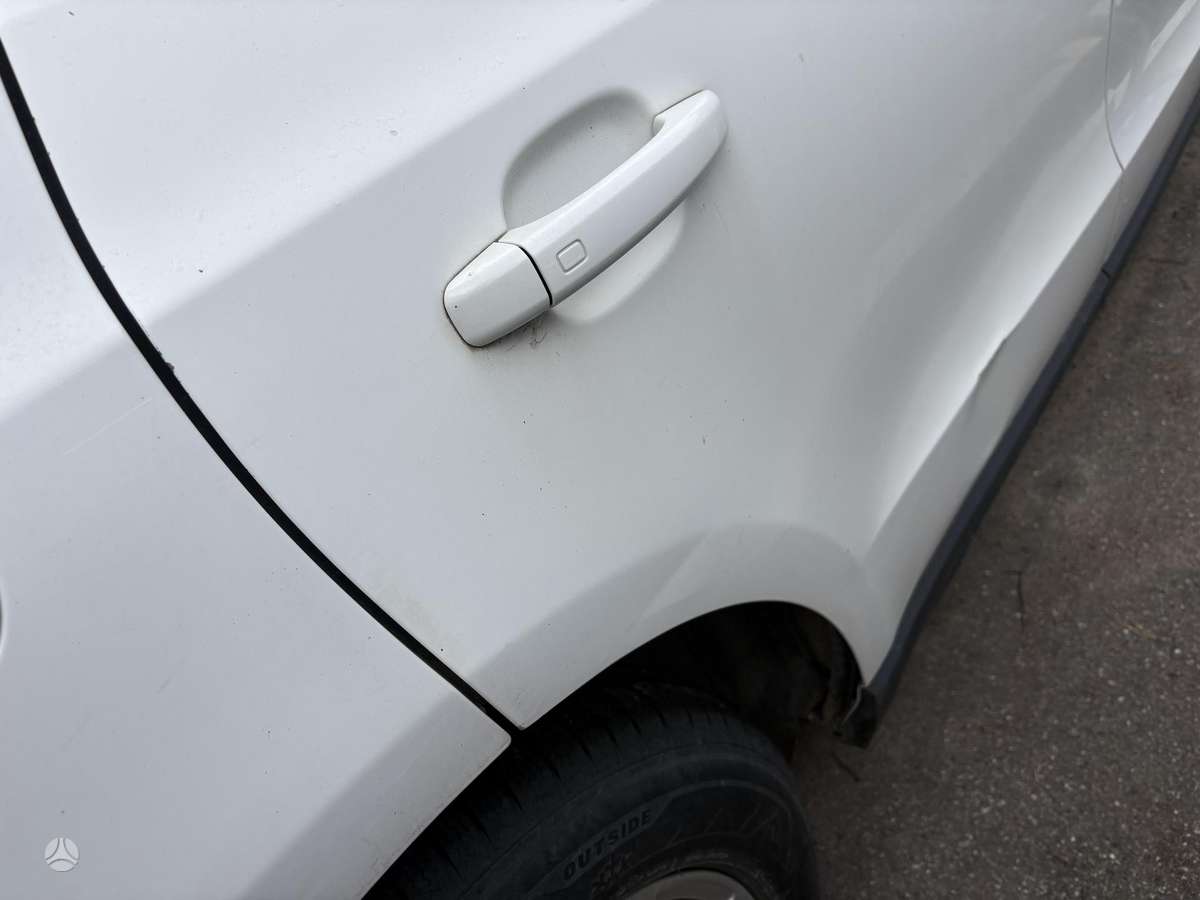 Audi Q5 2011 — photo 17