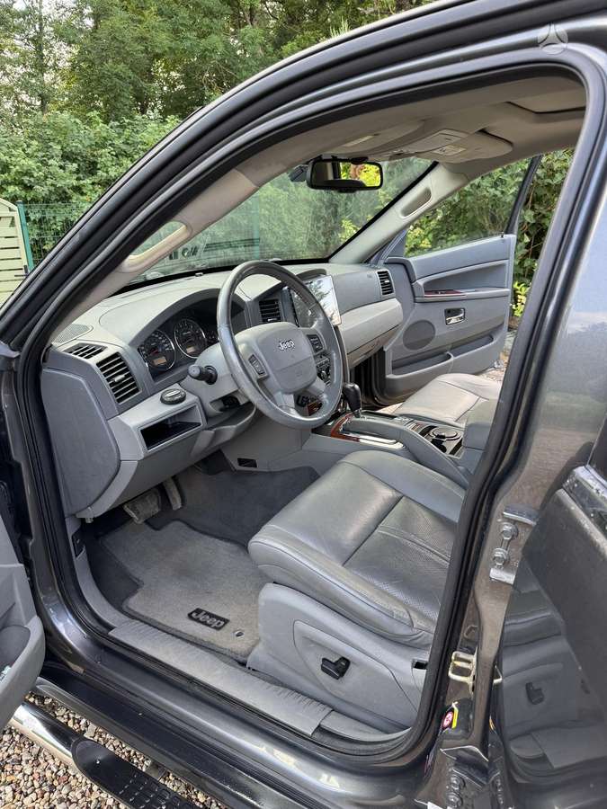 Jeep Grand 2006 — photo 7