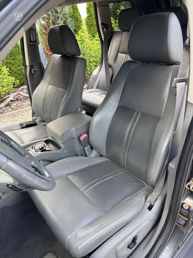 Jeep Grand 2006 — photo 8