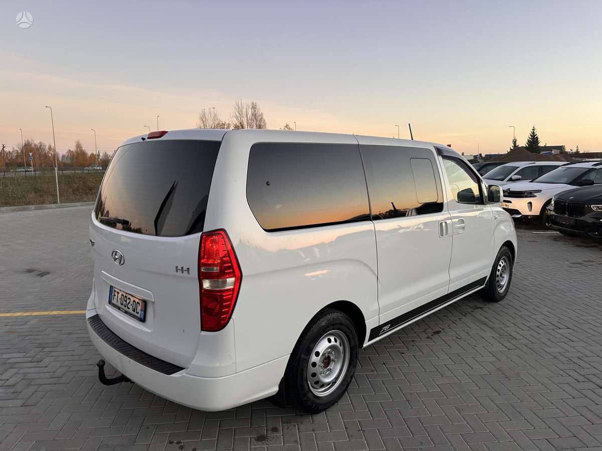 Hyundai H1 2010 — photo 7