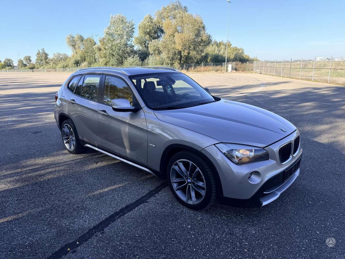 BMW X1 2010 — фото 10