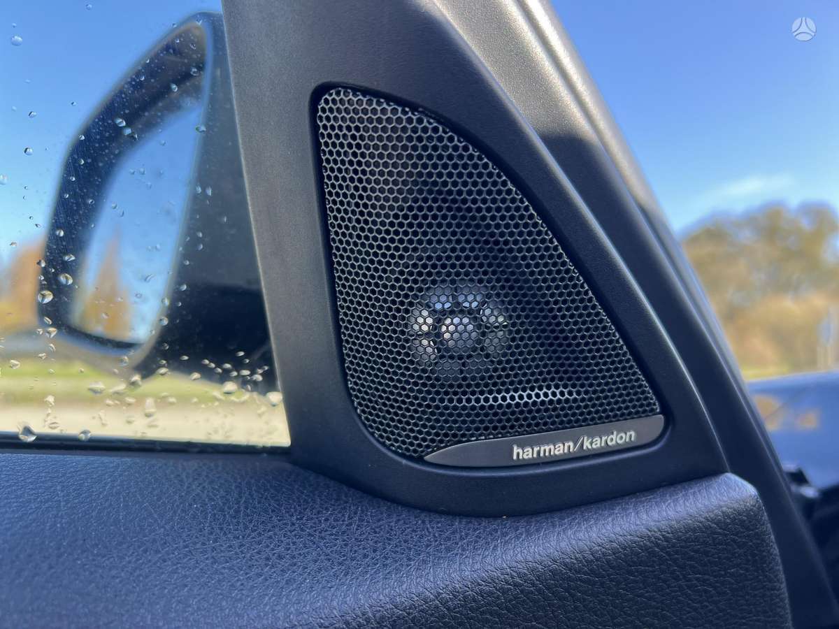 BMW 320 2013 — photo 13