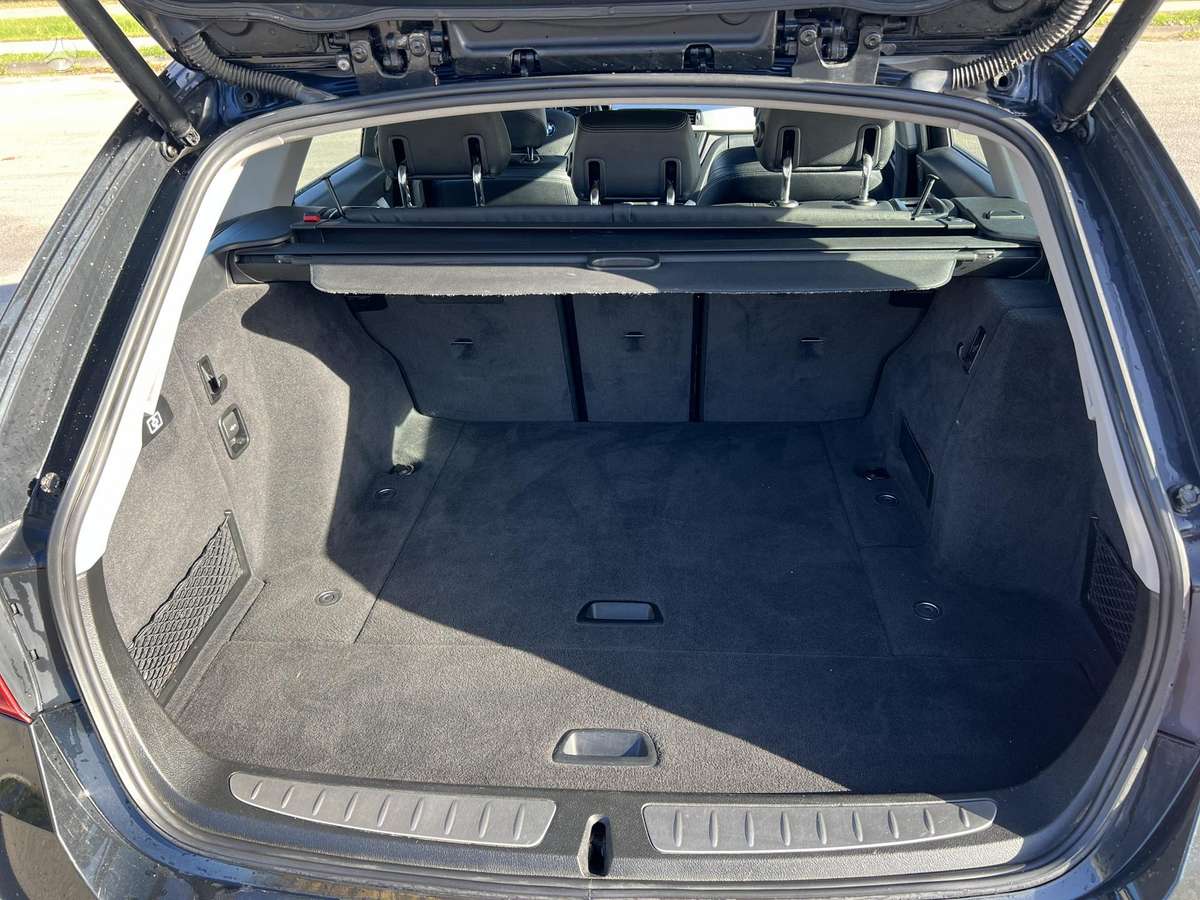 BMW 320 2013 — photo 15