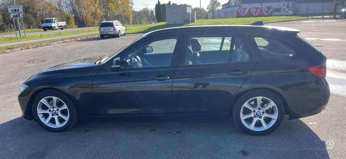 BMW 320 2013 — photo 7