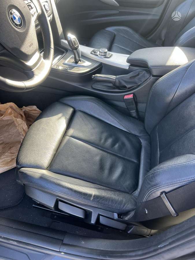 BMW 320 2013 — photo 9