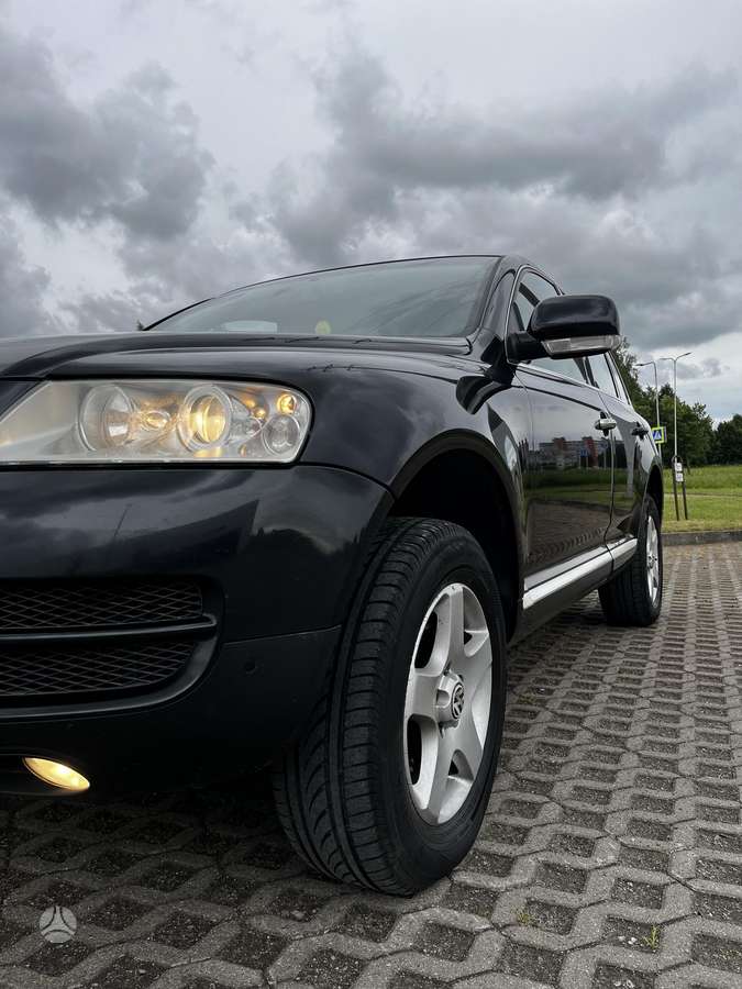 Volkswagen Touareg 2007 — engine 2500 cm³, 163 HP (120kW)