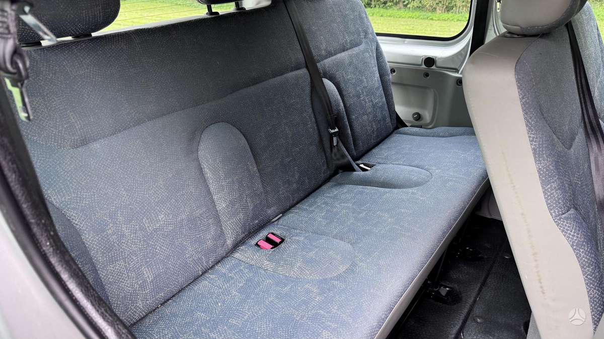 Opel Vivaro 2005 — photo 12