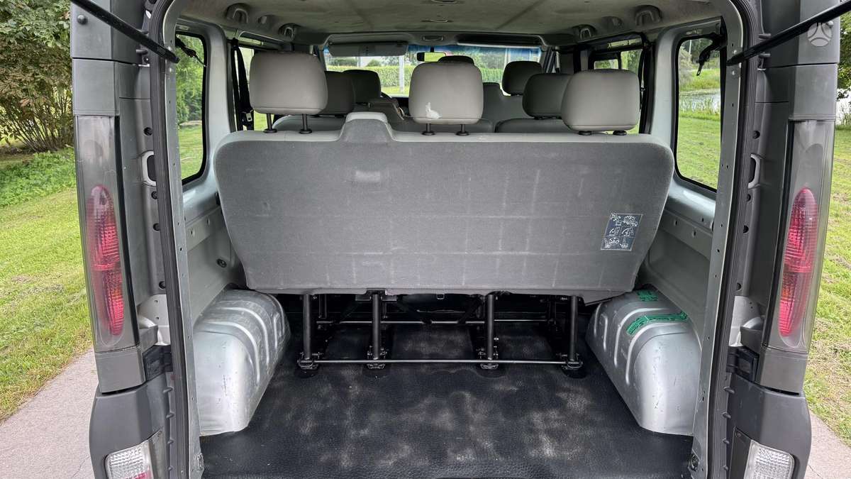 Opel Vivaro 2005 — photo 14