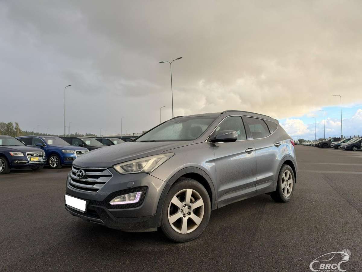 Hyundai Santa 2013 — салон
