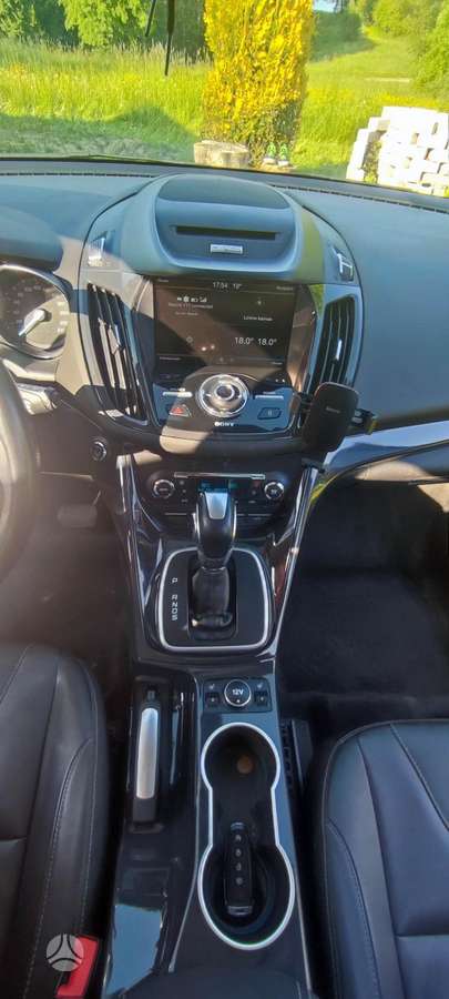 Ford Escape 2013 — photo 10