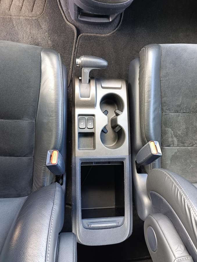 Honda CR-V 2010 — photo 10