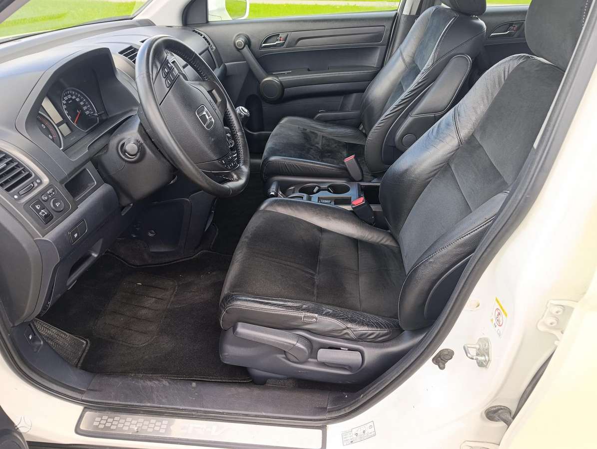 Honda CR-V 2010 — photo 7