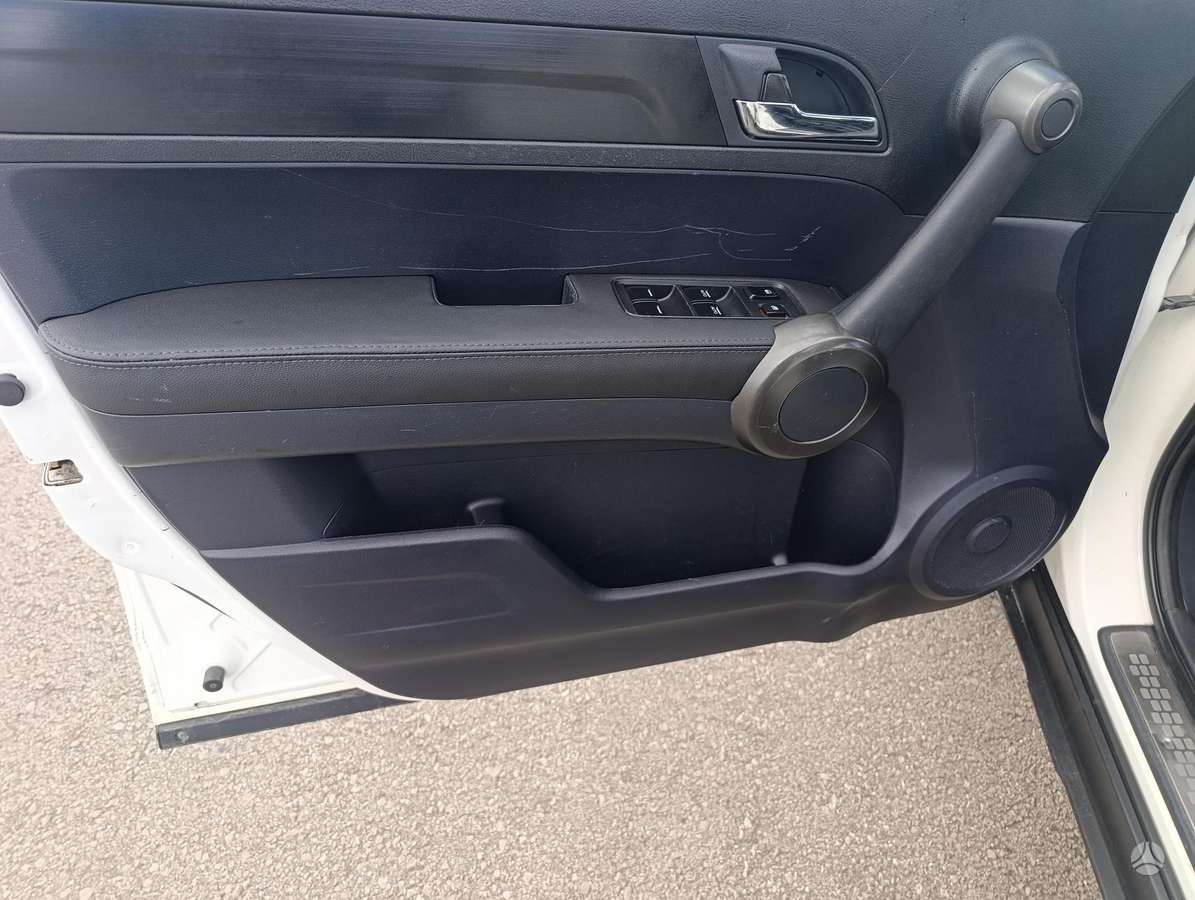 Honda CR-V 2010 — photo 8