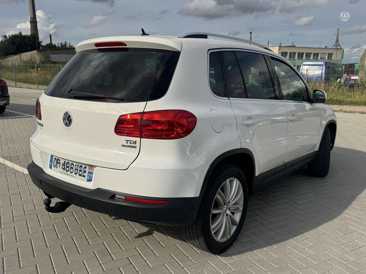 Volkswagen Tiguan 2013 — двигун 1968 cm³, 110 HP (81kW)