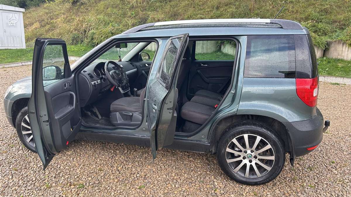 Skoda Yeti 2012 — двигун 1968 cm³, 110 HP (81kW)