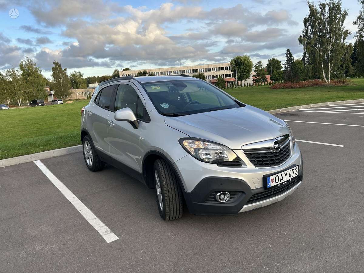 Opel Mokka 2015 — rear view