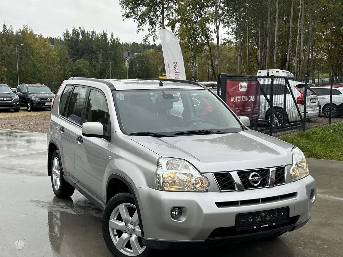 Nissan X-Trail 2007 — вигляд ззаду