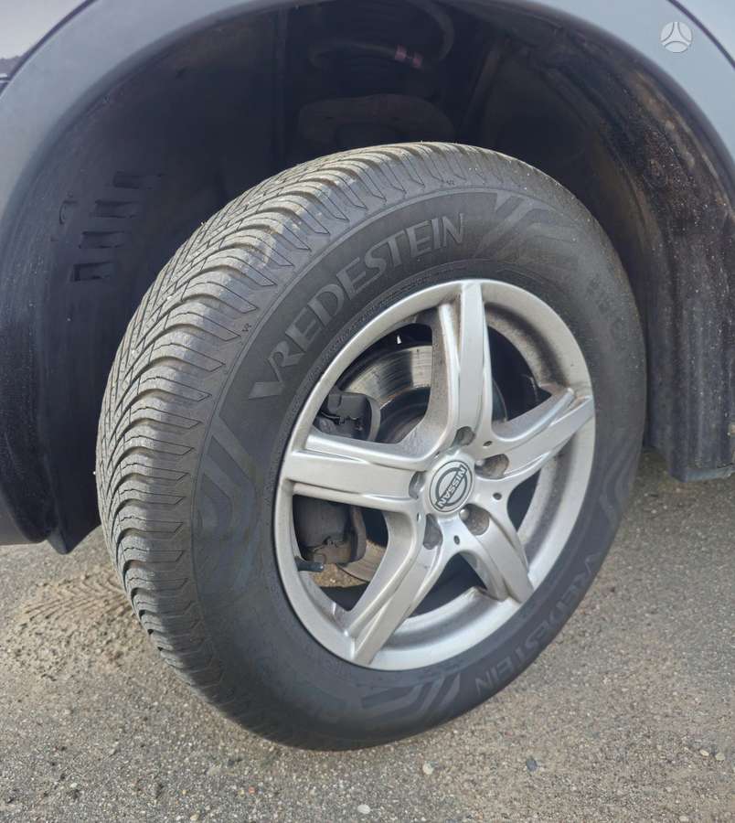 Nissan Qashqai 2010 — photo 14