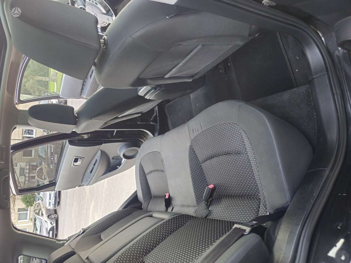 Nissan Qashqai 2010 — photo 16