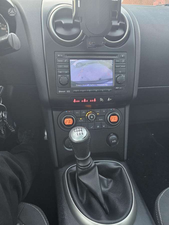 Nissan Qashqai 2010 — photo 23