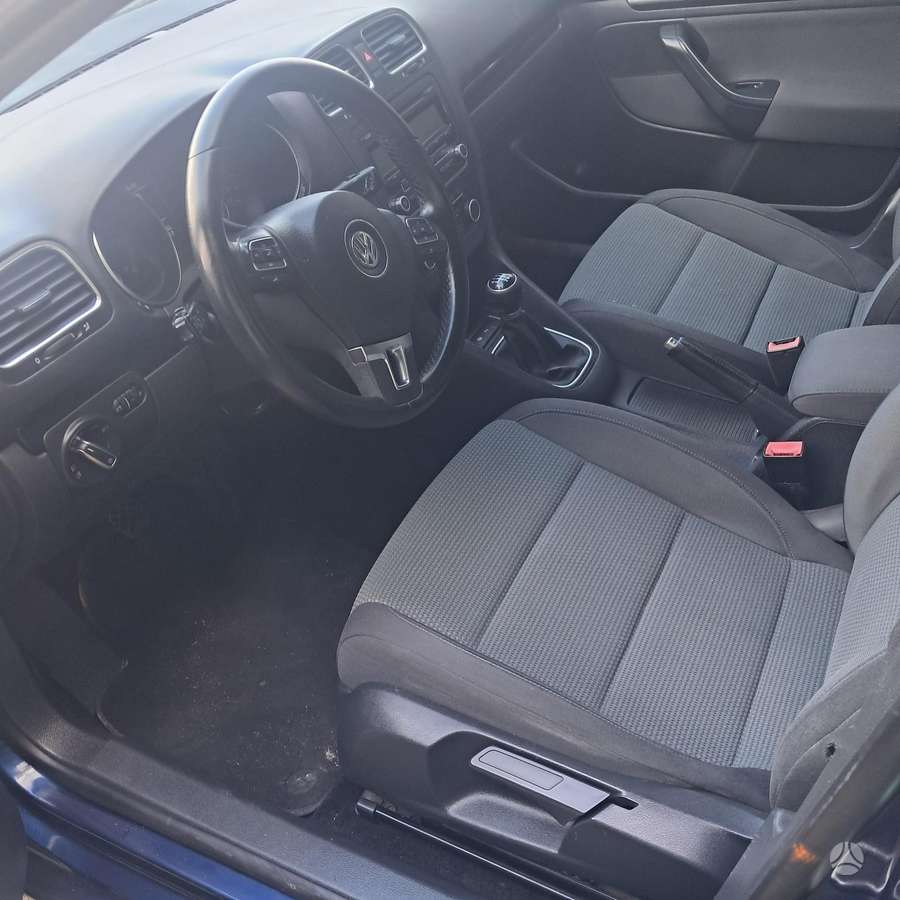 Volkswagen Golf 2011 — photo 12