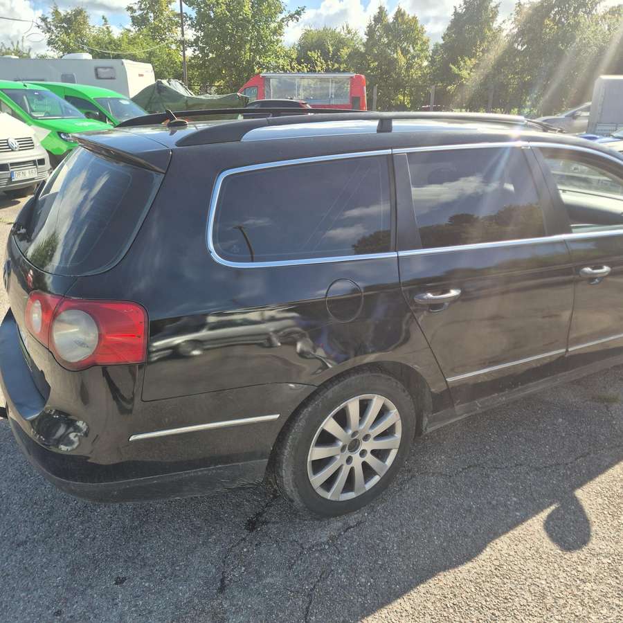 Volkswagen Passat 2006 — photo 7
