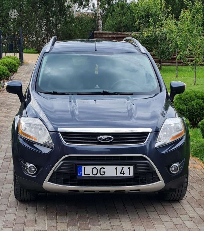 Ford Kuga 2010 — rear view