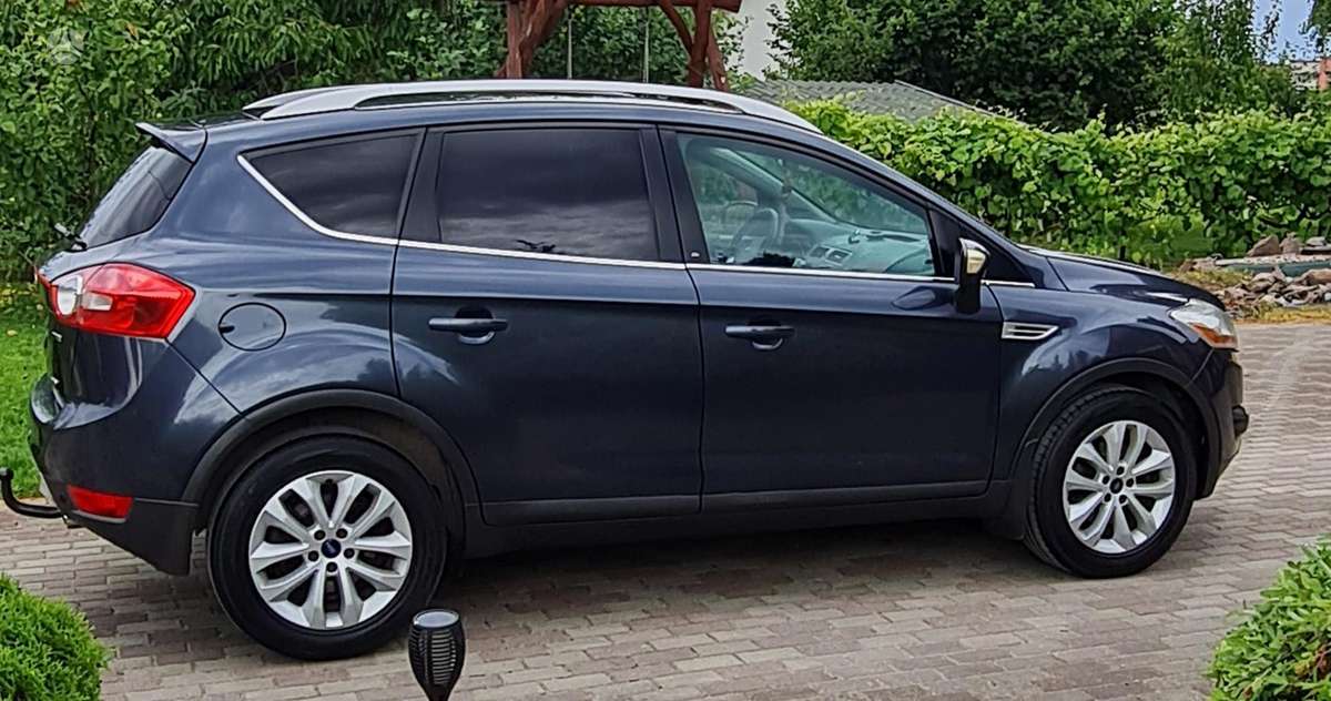 Ford Kuga 2010 — photo 7