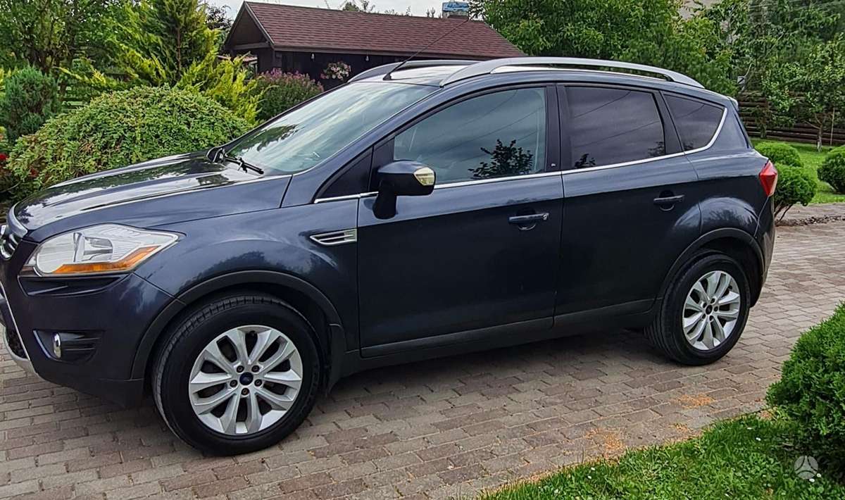 Ford Kuga 2010 — photo 8