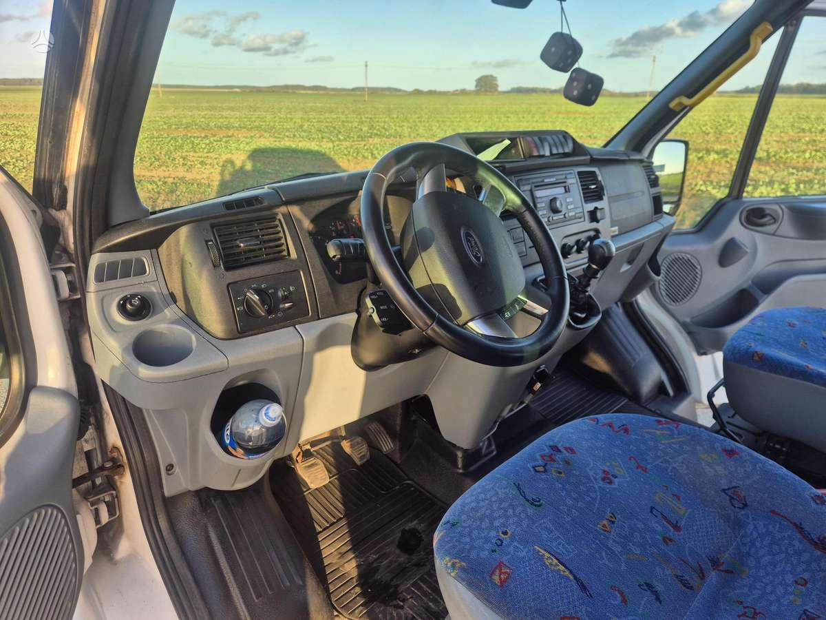 Ford Transit 2012 — photo 12