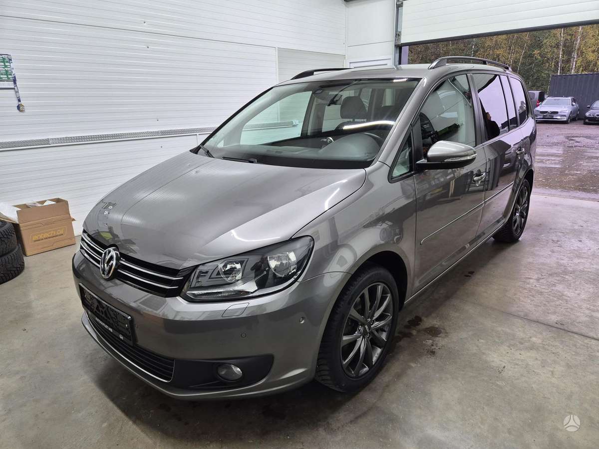 Volkswagen Touran, 2011