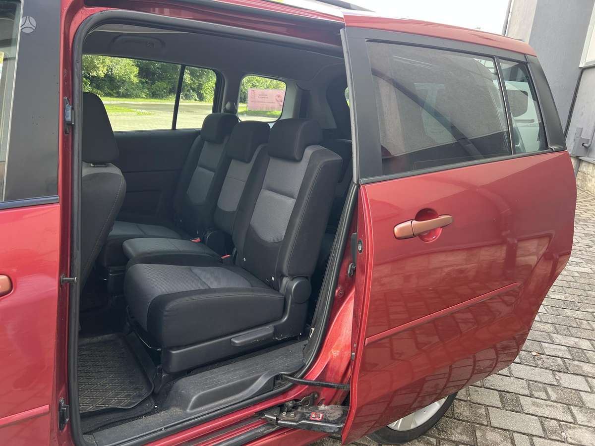 Mazda 5 2007 — photo 11