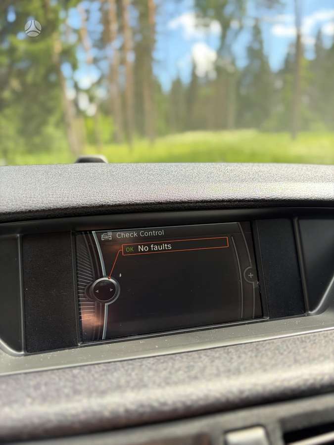 BMW X1 2011 — photo 20