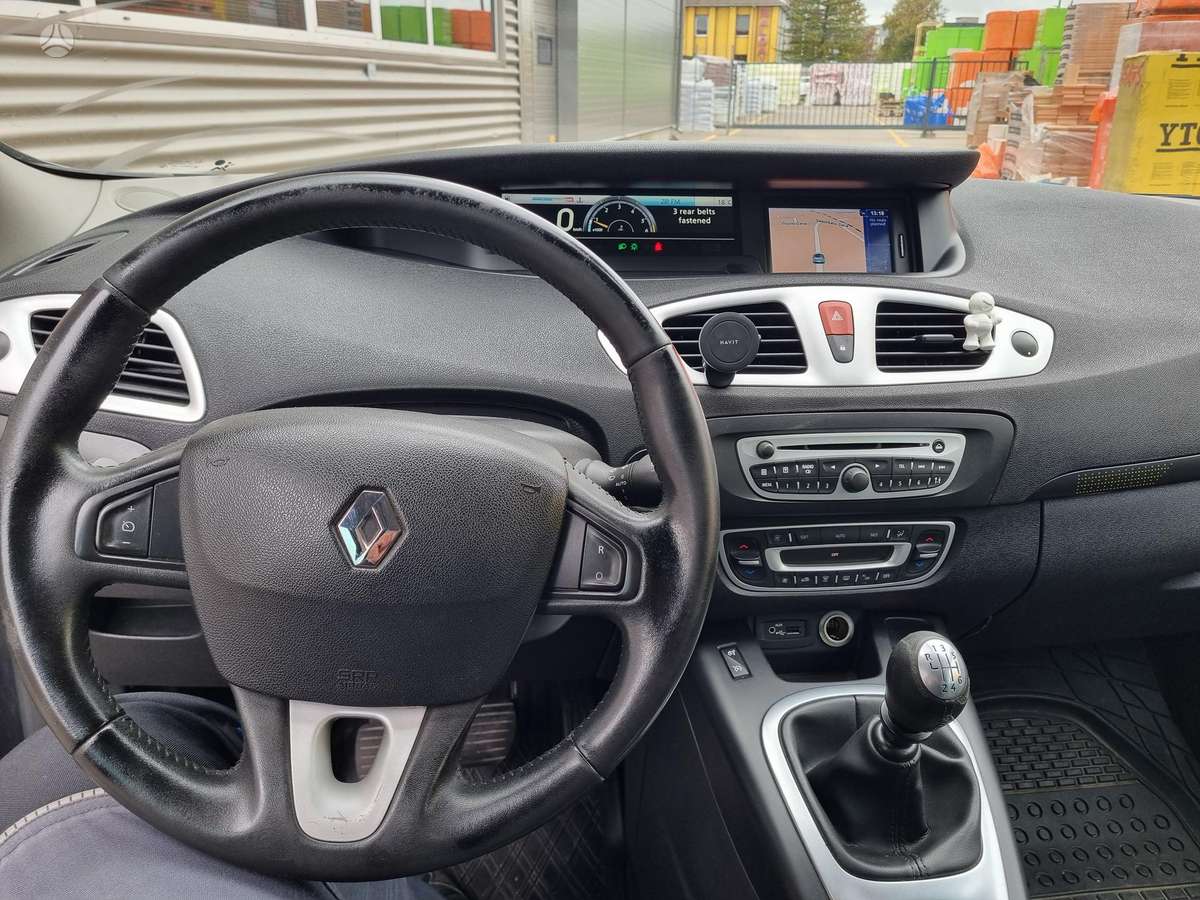 Renault Grand 2010 — photo 9