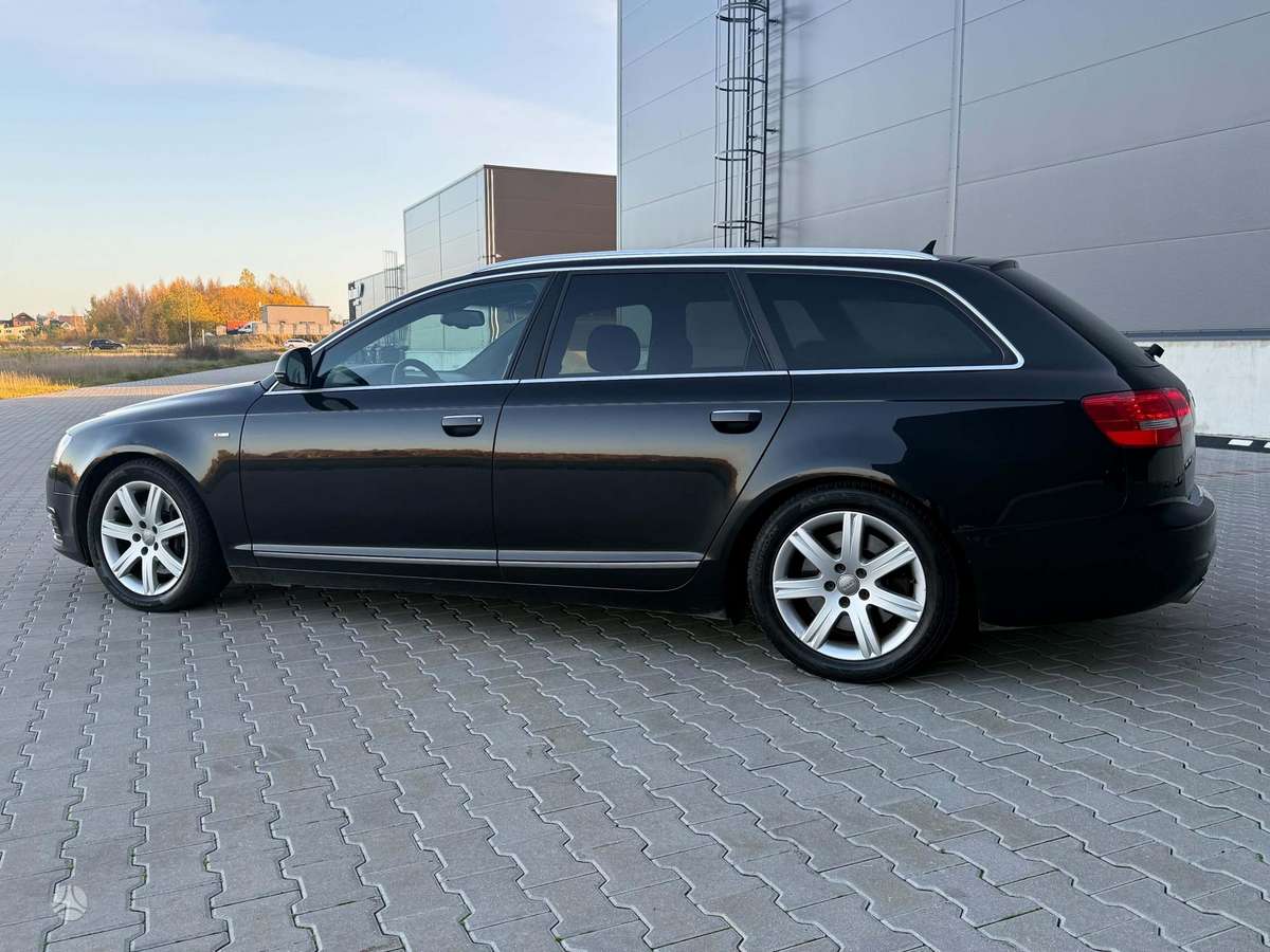 Audi A6 2009 — вигляд ззаду