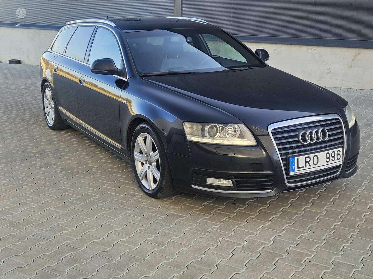 Audi A6 2009 — салон