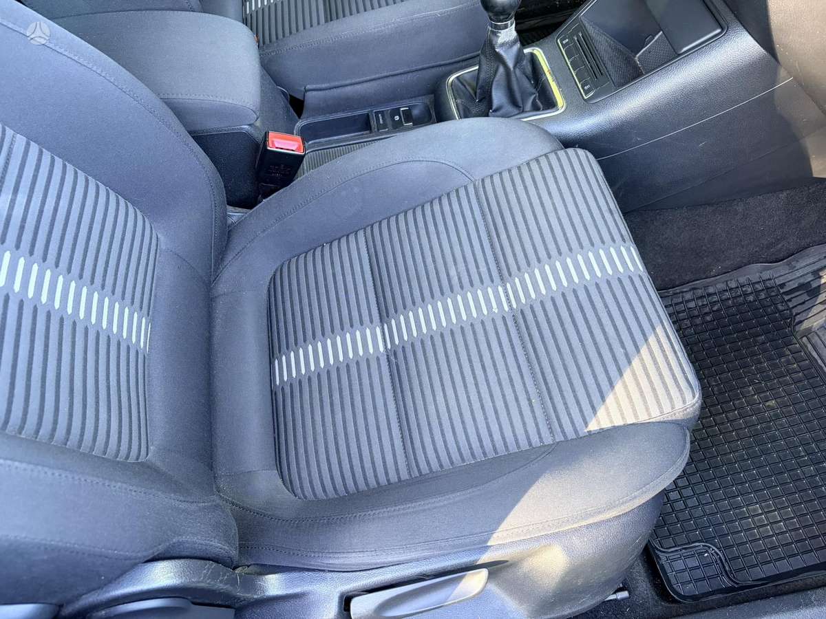 Volkswagen Tiguan 2010 — photo 10
